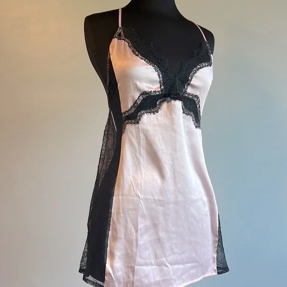 Victoria’s Secret lingerie - Picture 3 of 6